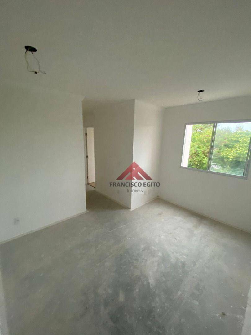 Apartamento à venda com 2 quartos, 44m² - Foto 11