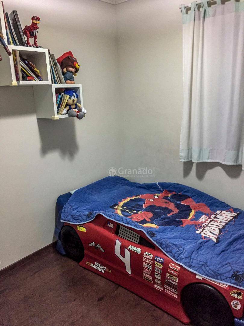 Apartamento à venda com 3 quartos, 82m² - Foto 9