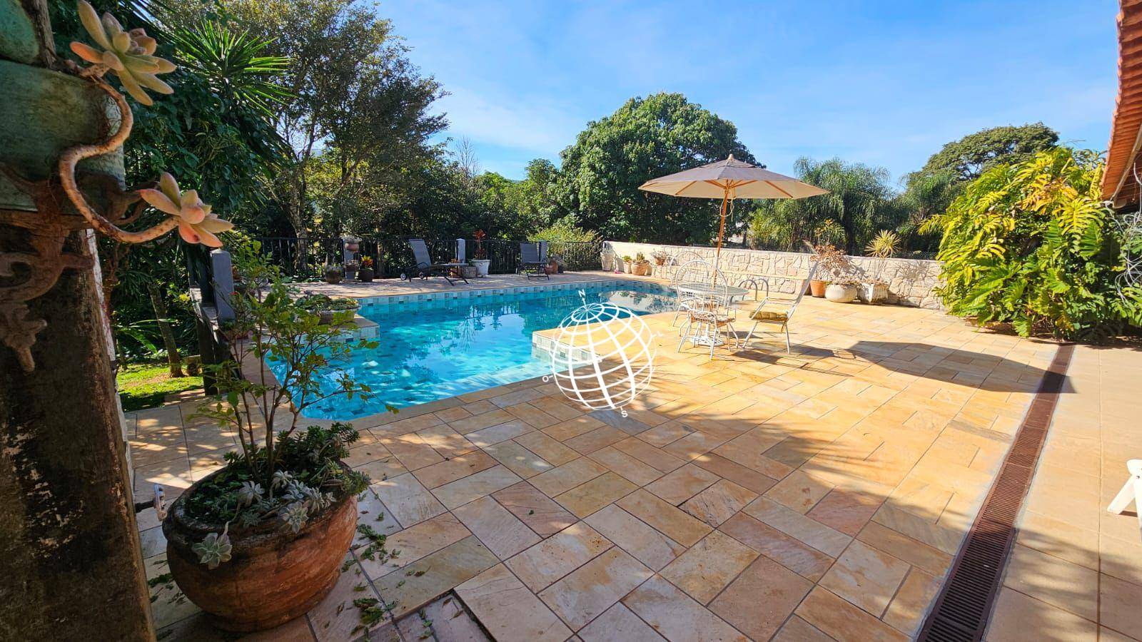 Chácara, 4 quartos, 1080 m² - Foto 2