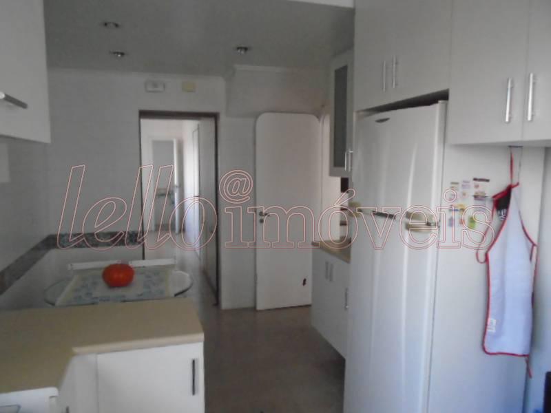 Apartamento para alugar com 4 quartos, 210m² - Foto 28