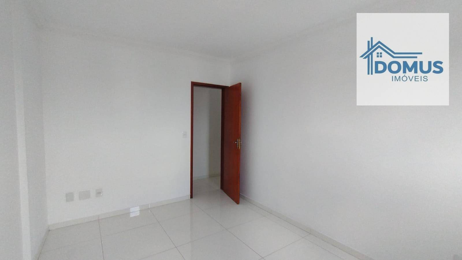 Apartamento para alugar com 2 quartos, 65m² - Foto 7