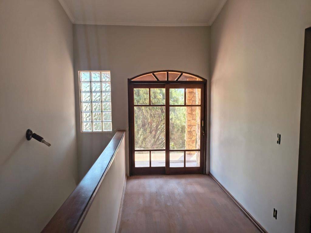 Casa, 3 quartos, 200 m² - Foto 18