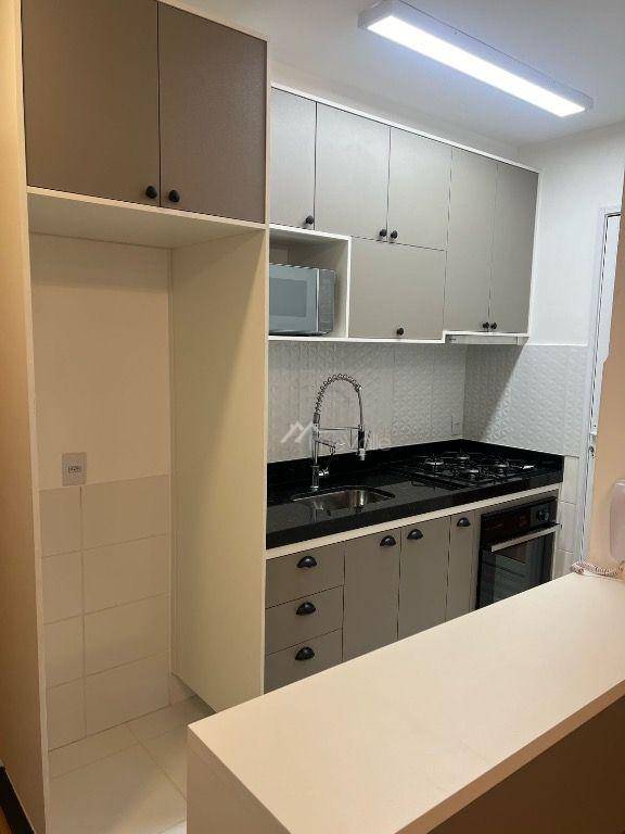 Apartamento para alugar com 3 quartos, 65m² - Foto 6