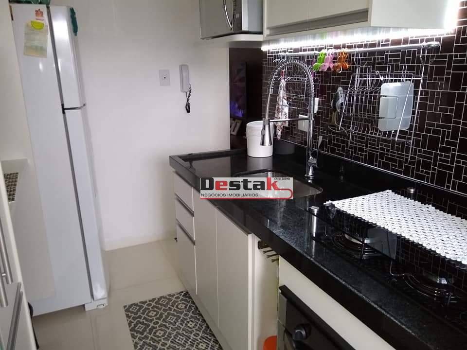 Apartamento à venda com 2 quartos, 50m² - Foto 16