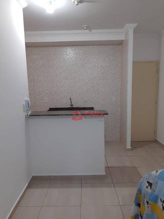 Apartamento à venda com 3 quartos, 80m² - Foto 3