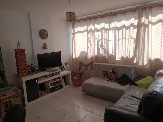 Apartamento à venda com 3 quartos, 67m² - Foto 4