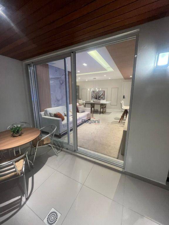 Apartamento à venda com 2 quartos, 98m² - Foto 25