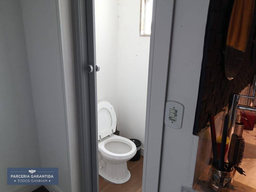 Casa, 3 quartos, 250 m² - Foto 11