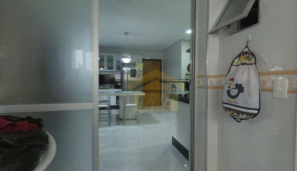 Apartamento à venda com 3 quartos, 158m² - Foto 21