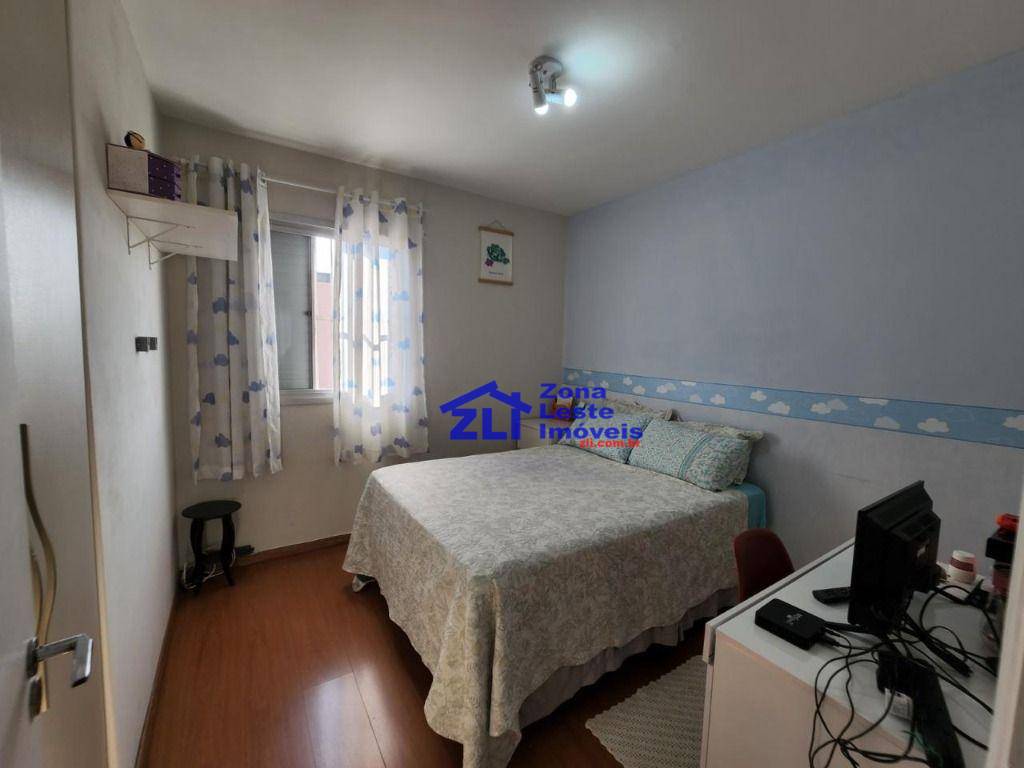 Apartamento à venda com 2 quartos, 62m² - Foto 11