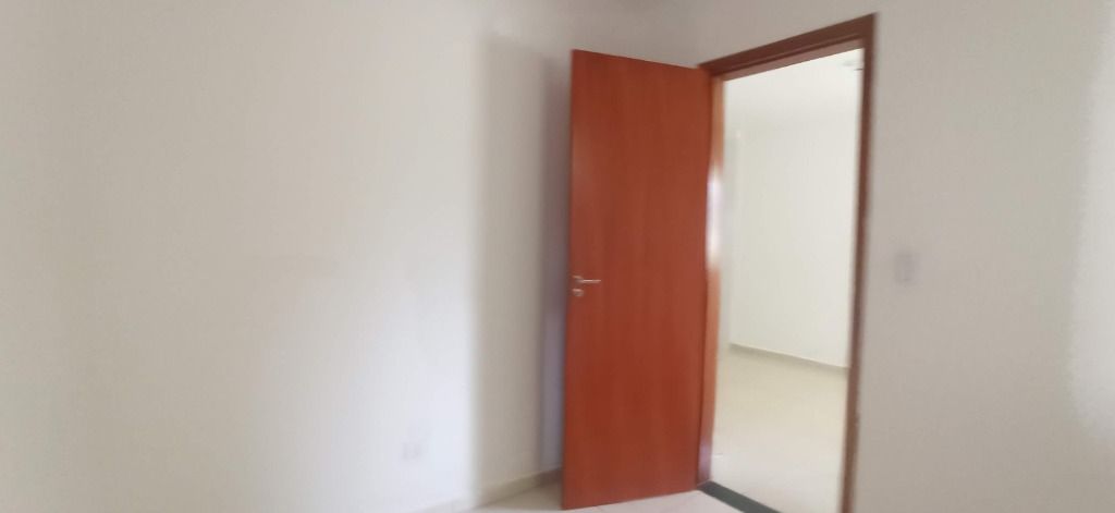 Apartamento para alugar com 2 quartos, 40m² - Foto 14