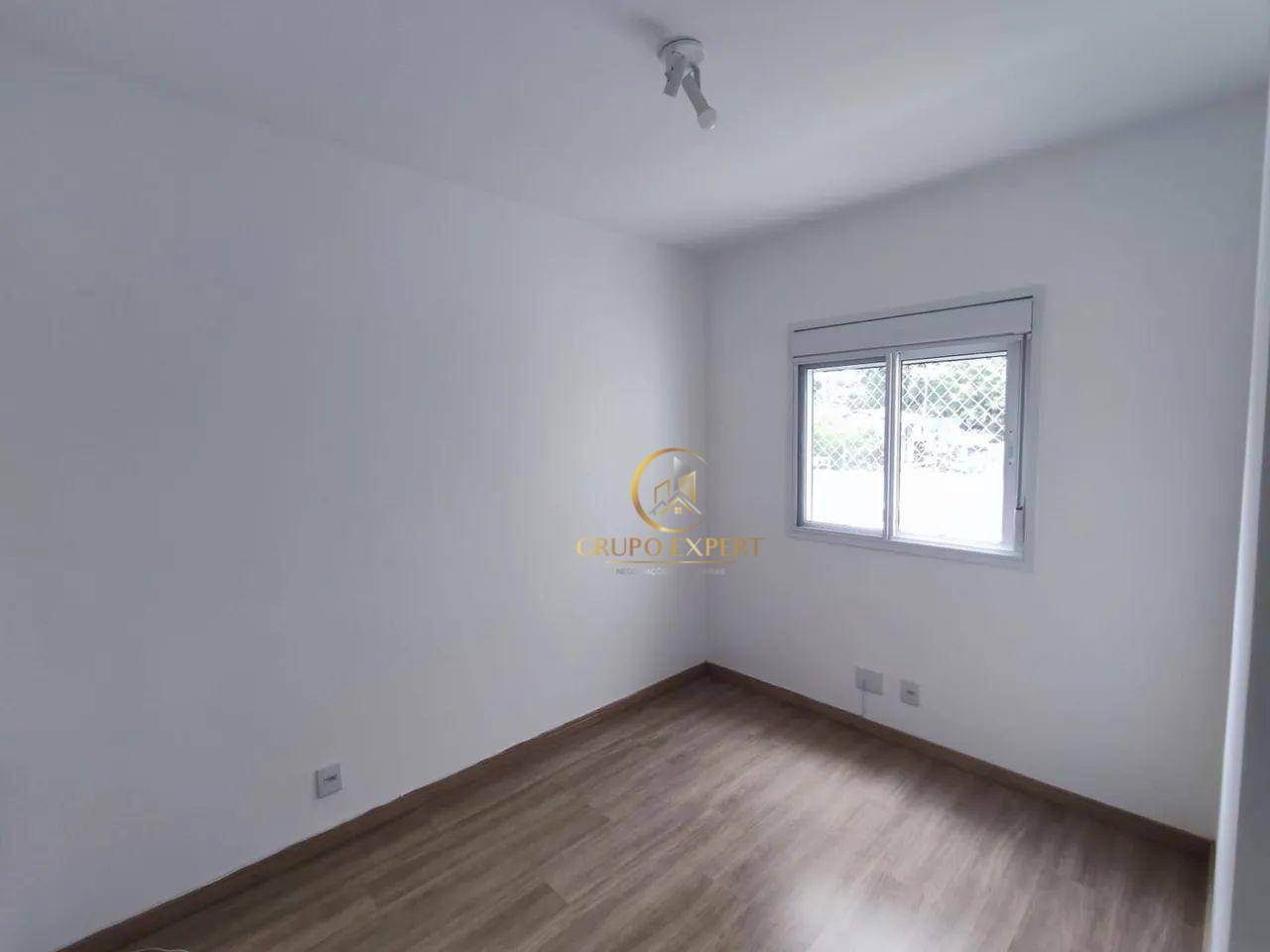 Apartamento à venda com 3 quartos, 75m² - Foto 10