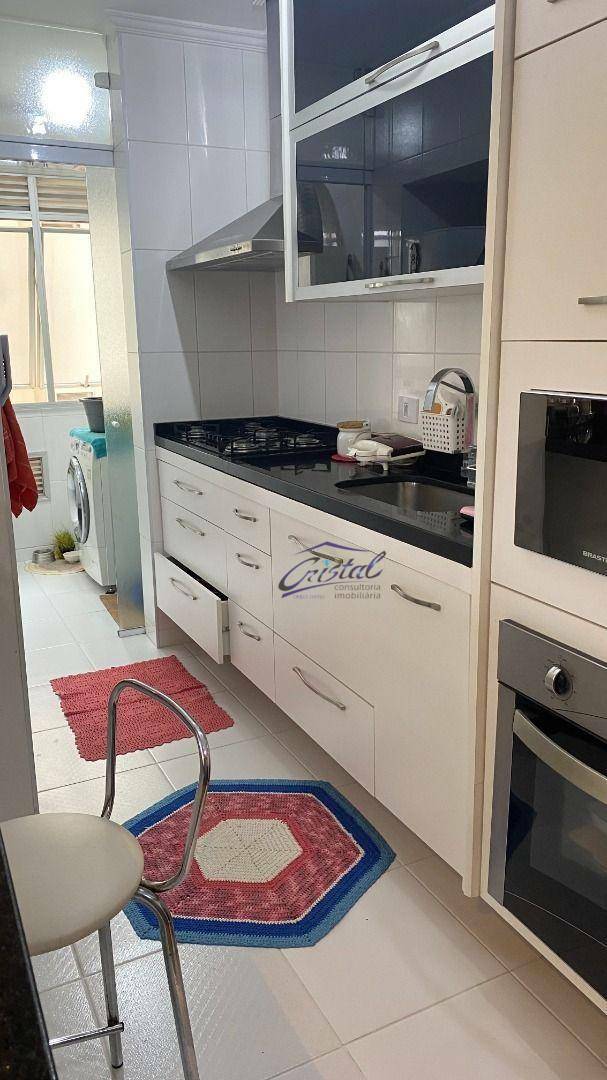 Apartamento à venda com 3 quartos, 78m² - Foto 2