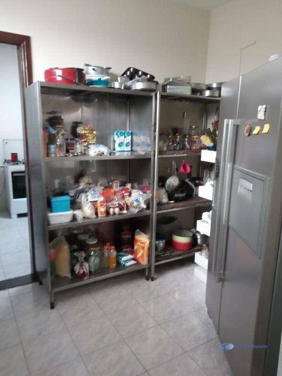 Sobrado à venda com 3 quartos, 311m² - Foto 19