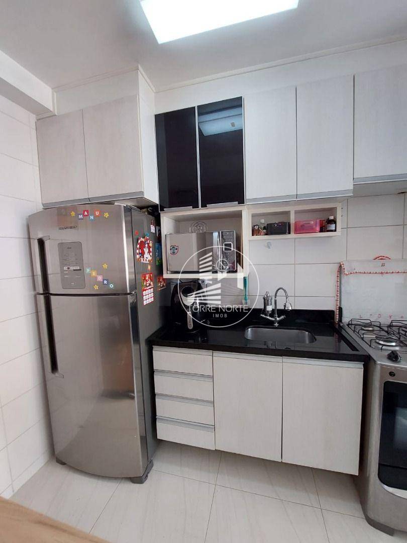 Apartamento à venda com 2 quartos, 47m² - Foto 21