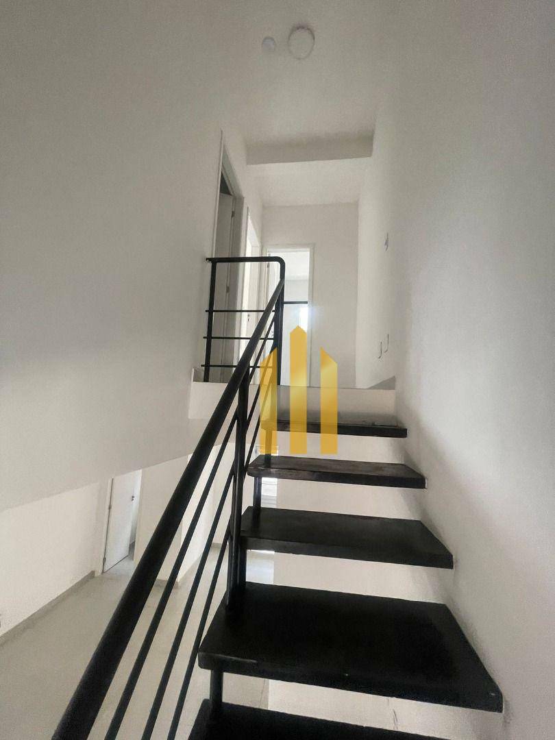 Sobrado para alugar com 2 quartos, 70m² - Foto 7