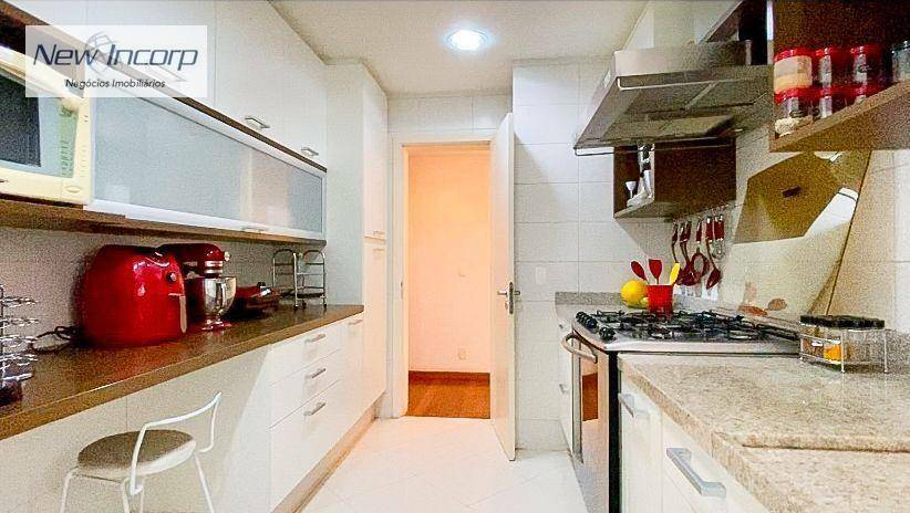 Apartamento à venda com 3 quartos, 213m² - Foto 42