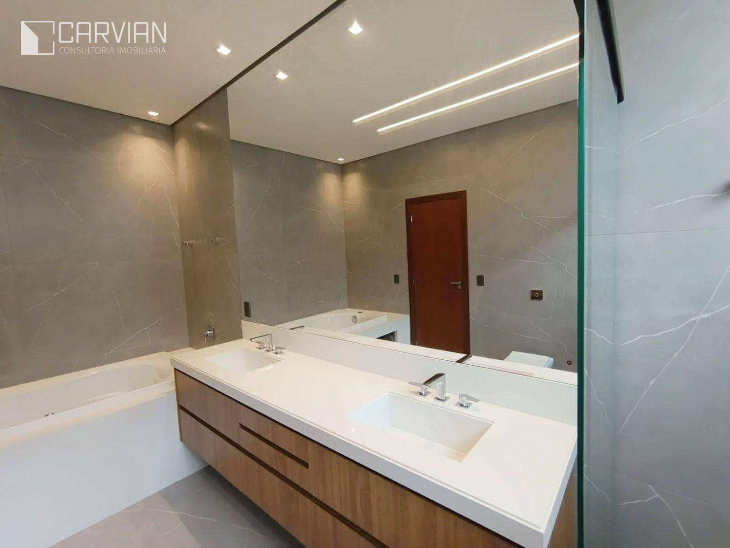 Sobrado à venda com 4 quartos, 364m² - Foto 49