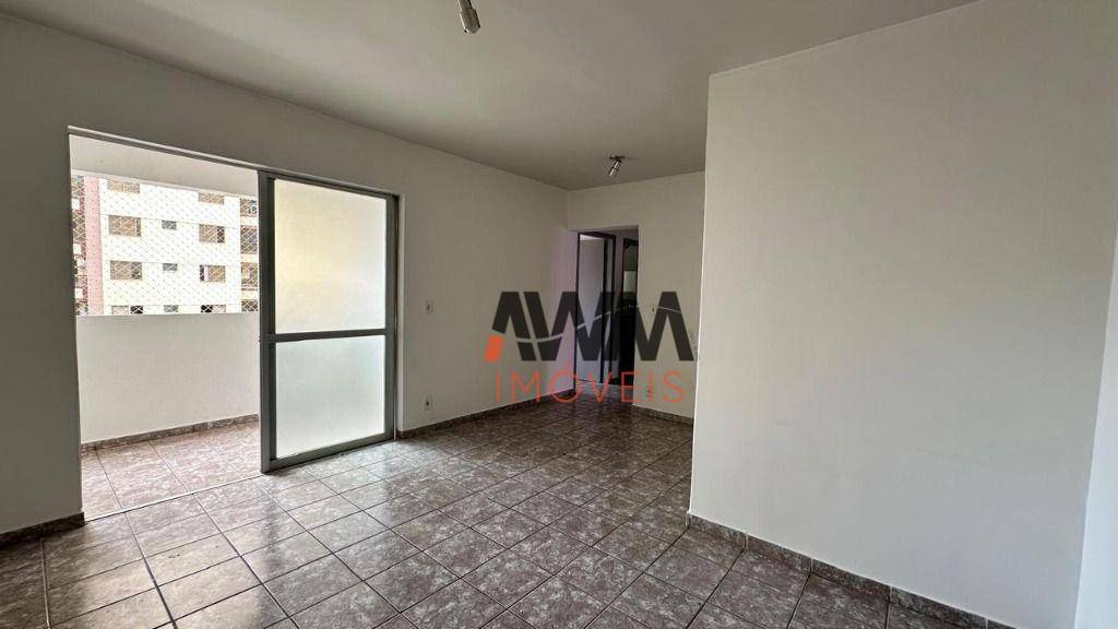 Apartamento à venda com 3 quartos, 73m² - Foto 1