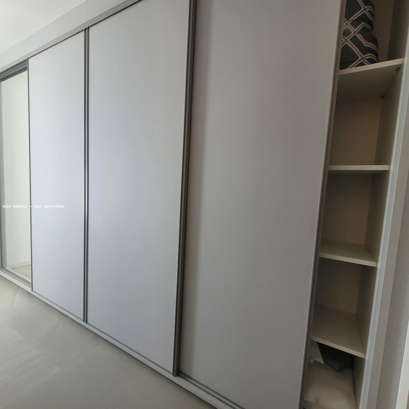 Casa de Condomínio para alugar com 3 quartos, 350m² - Foto 13