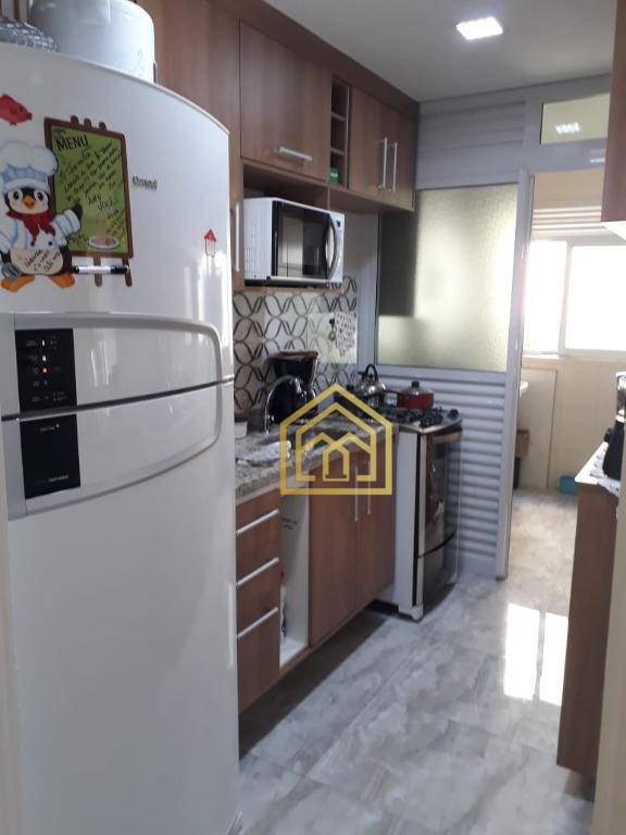 Apartamento à venda com 3 quartos, 68m² - Foto 9