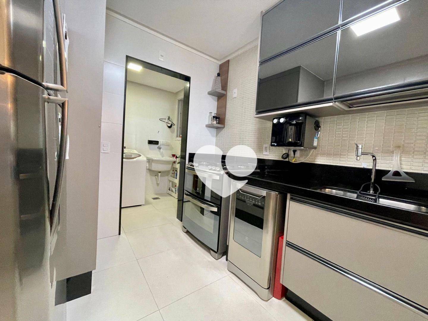 Apartamento à venda com 3 quartos, 115m² - Foto 7