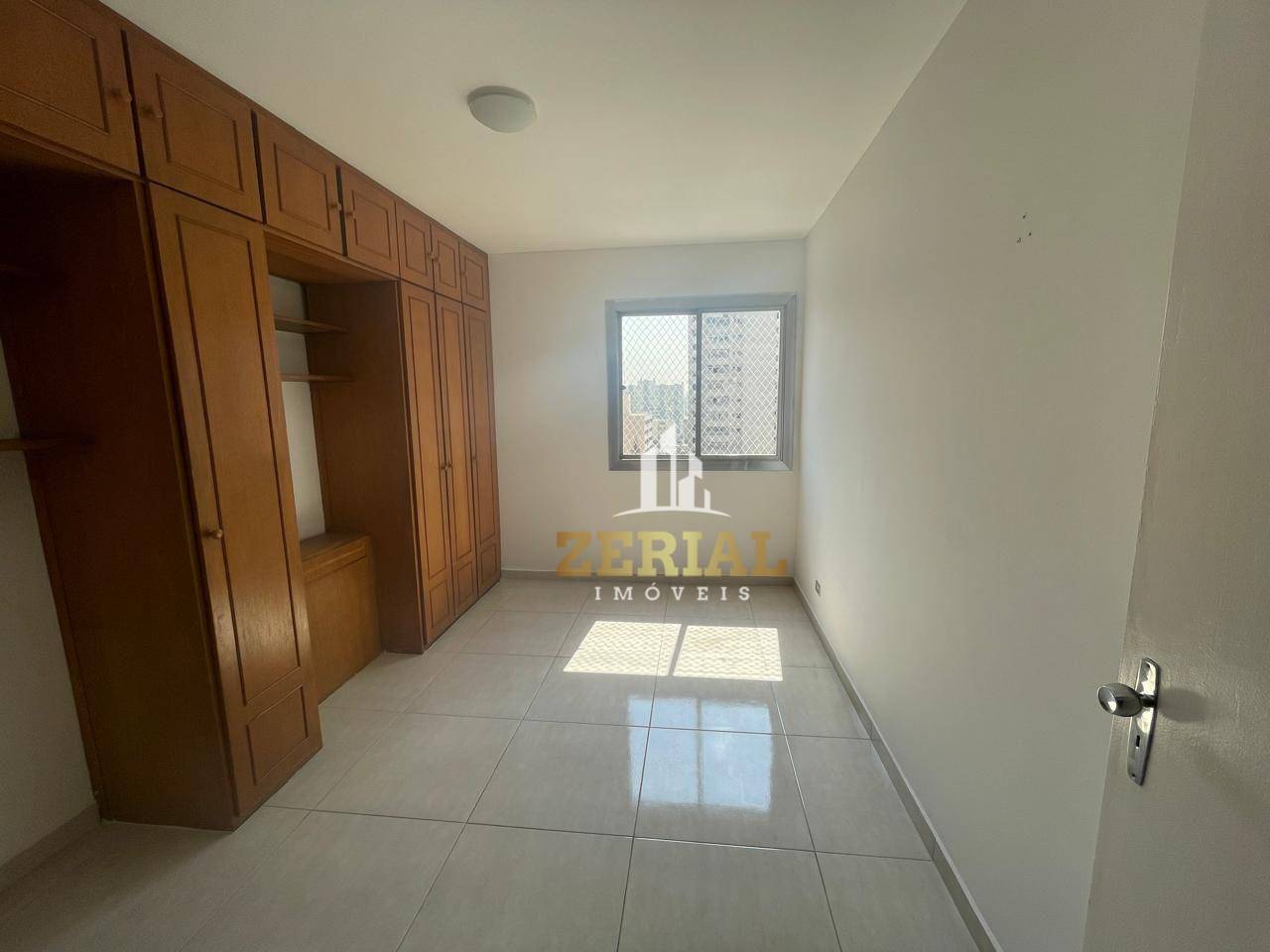 Apartamento para alugar com 3 quartos, 116m² - Foto 11