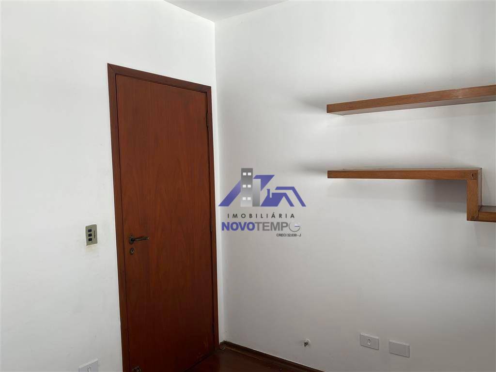 Sobrado para alugar com 3 quartos, 318m² - Foto 10