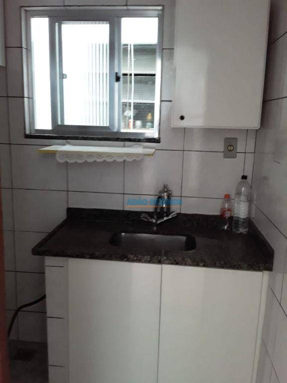 Apartamento à venda com 2 quartos, 39m² - Foto 13