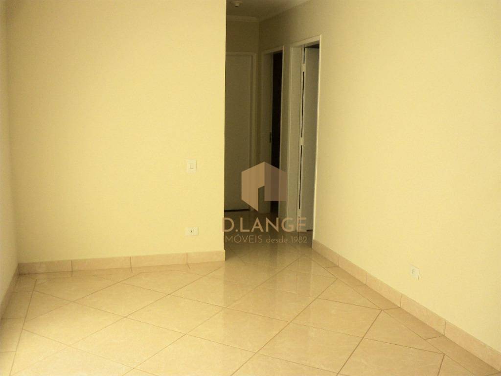 Apartamento à venda com 2 quartos, 68m² - Foto 1