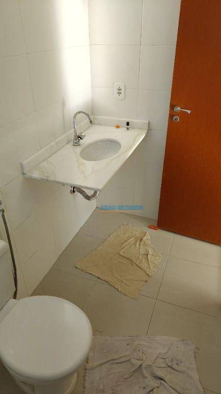 Apartamento à venda com 2 quartos, 70m² - Foto 9
