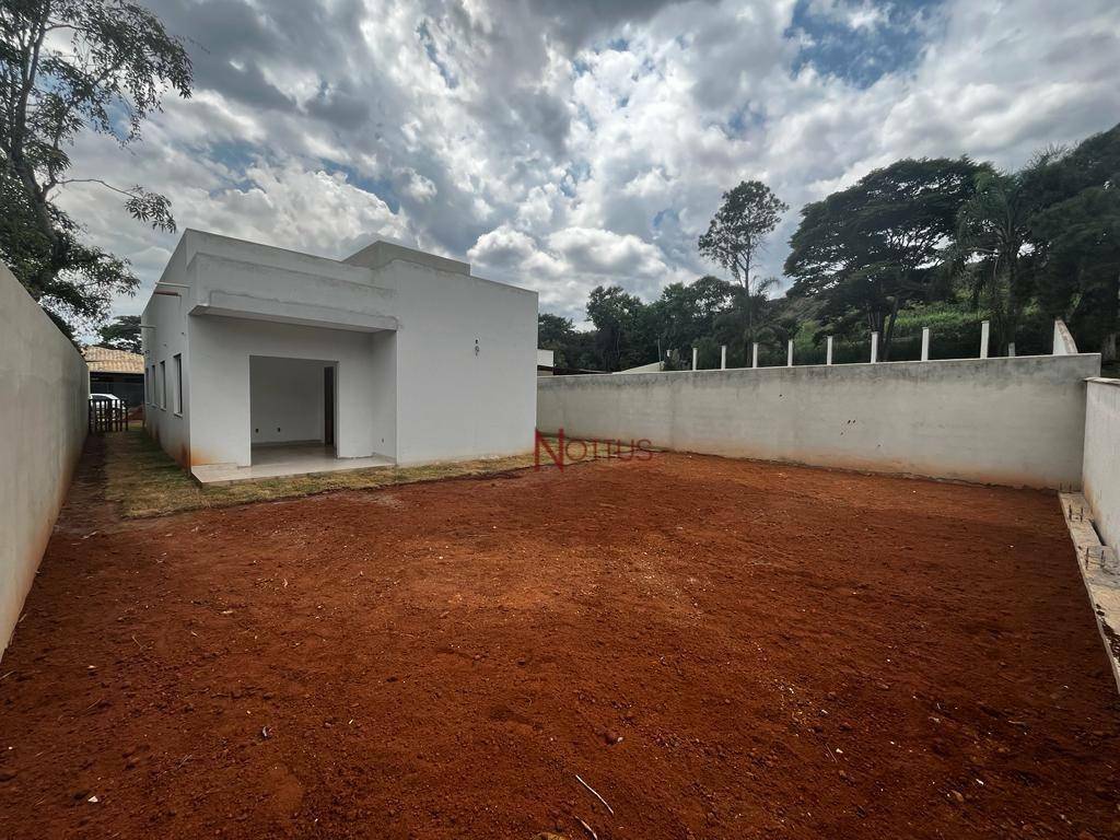 Casa à venda com 3 quartos, 150m² - Foto 6