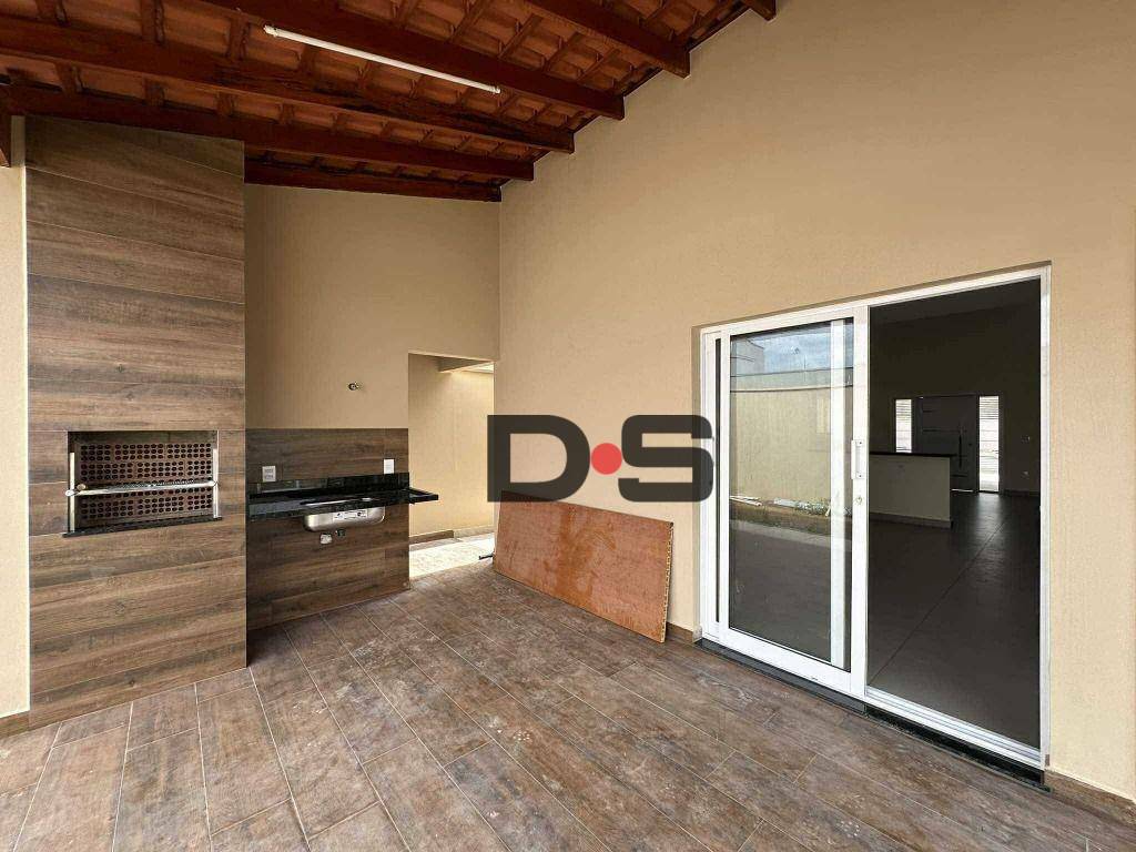 Casa à venda com 3 quartos, 130m² - Foto 11