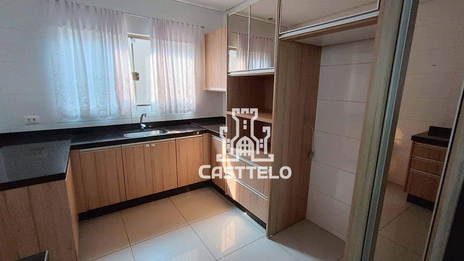 Sobrado à venda com 3 quartos, 200m² - Foto 7