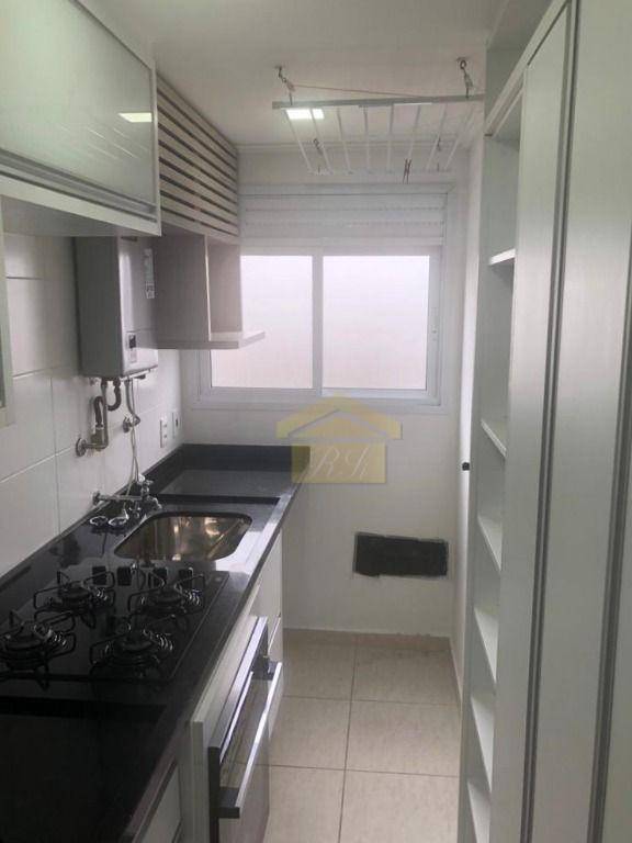 Apartamento à venda com 2 quartos, 40m² - Foto 8