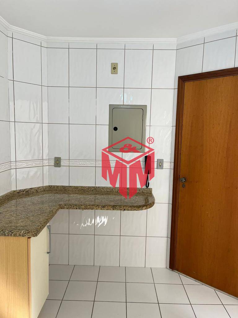 Apartamento à venda com 3 quartos, 150m² - Foto 10