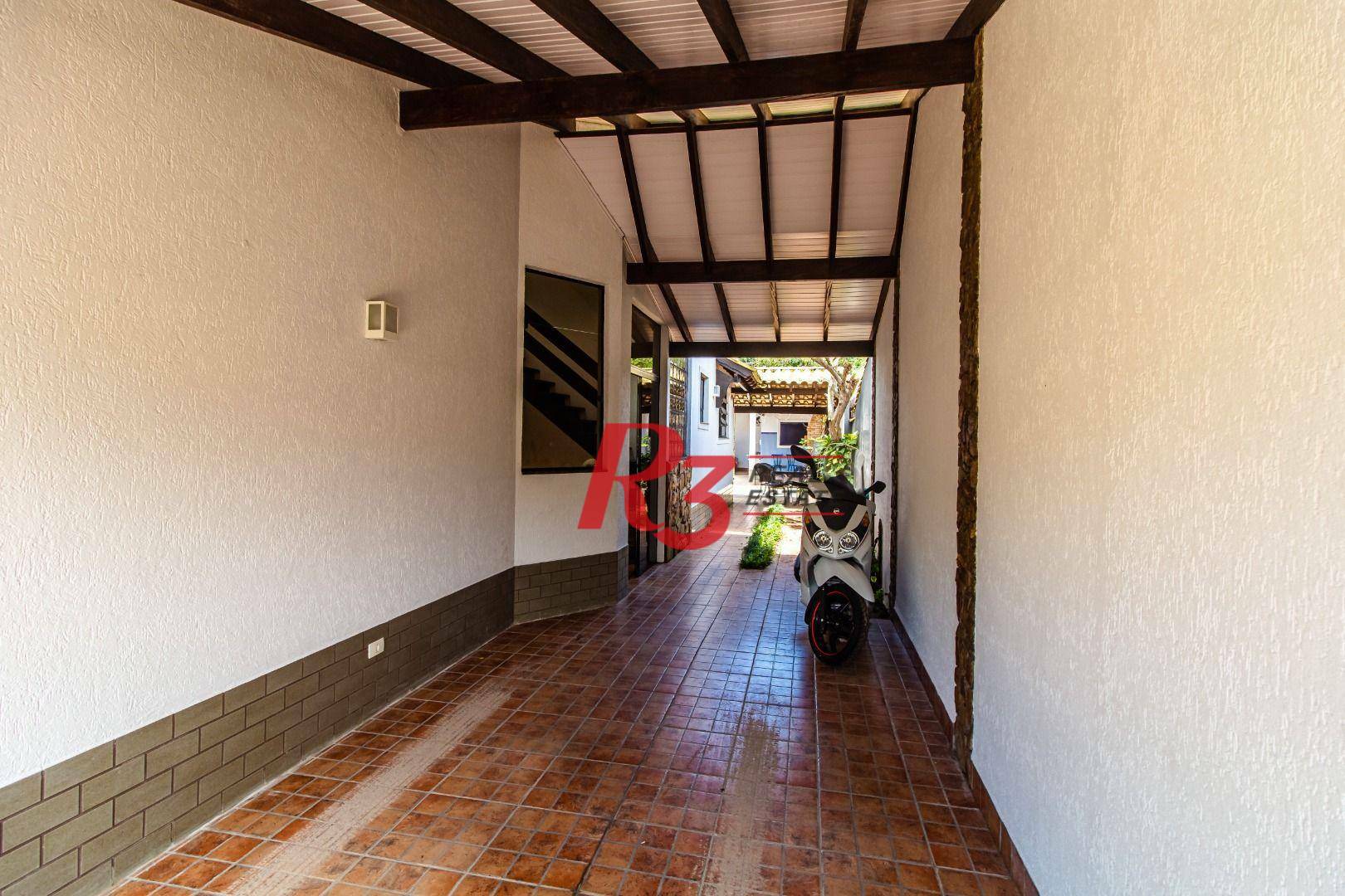 Casa à venda com 4 quartos, 300m² - Foto 54