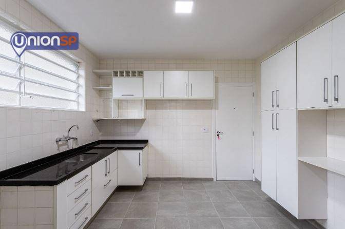 Apartamento à venda com 3 quartos, 134m² - Foto 15