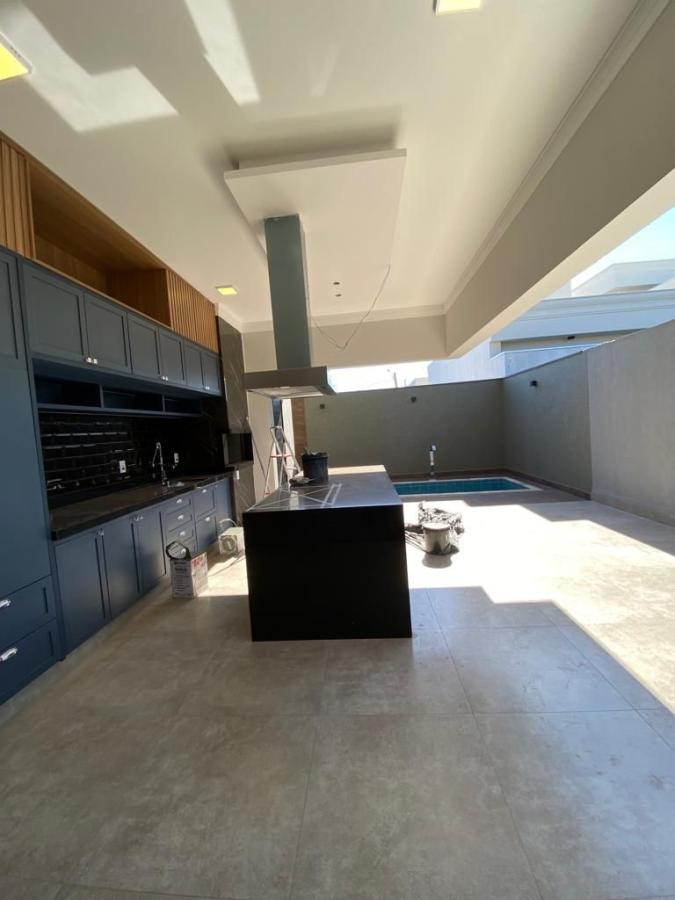 Casa à venda com 3 quartos, 165m² - Foto 9