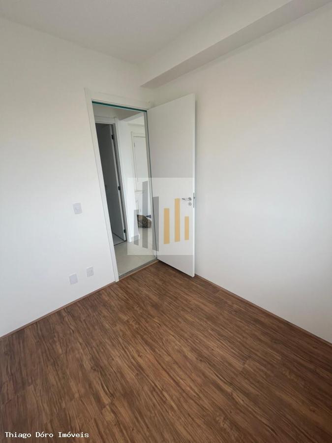 Apartamento para alugar com 2 quartos, 35m² - Foto 5