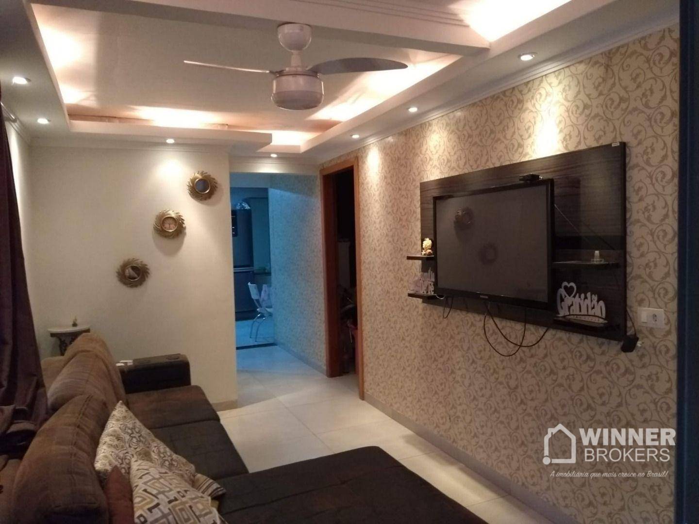 Casa à venda com 2 quartos, 130m² - Foto 1