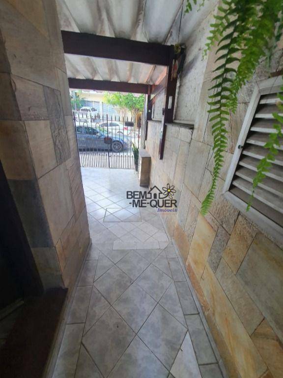 Sobrado à venda com 3 quartos, 176m² - Foto 35