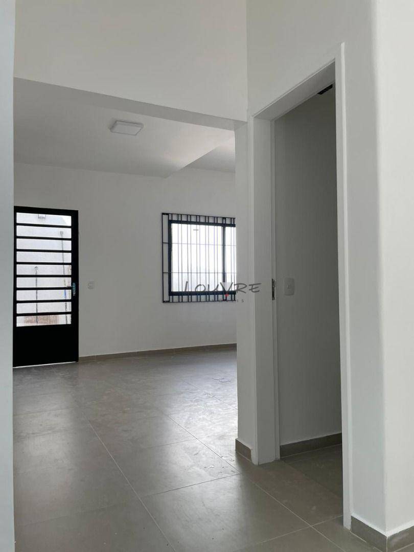 Casa para alugar, 180m² - Foto 14