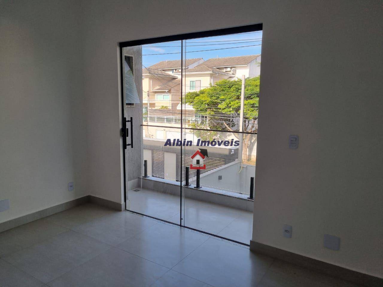 Casa à venda com 3 quartos, 135m² - Foto 4