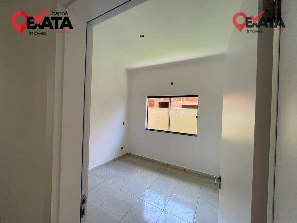 Casa à venda com 3 quartos, 97m² - Foto 5