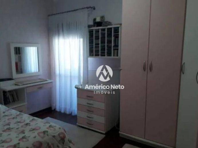 Apartamento à venda com 3 quartos, 238m² - Foto 13