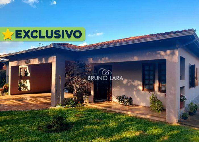 Casa de Condomínio à venda com 4 quartos, 240m² - Foto 2