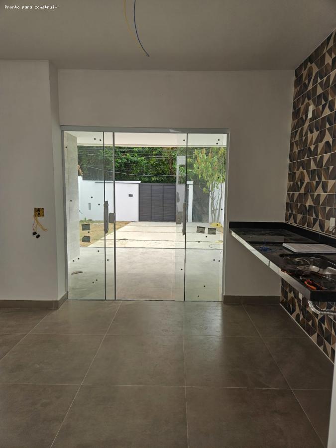 Casa à venda com 3 quartos, 115m² - Foto 15