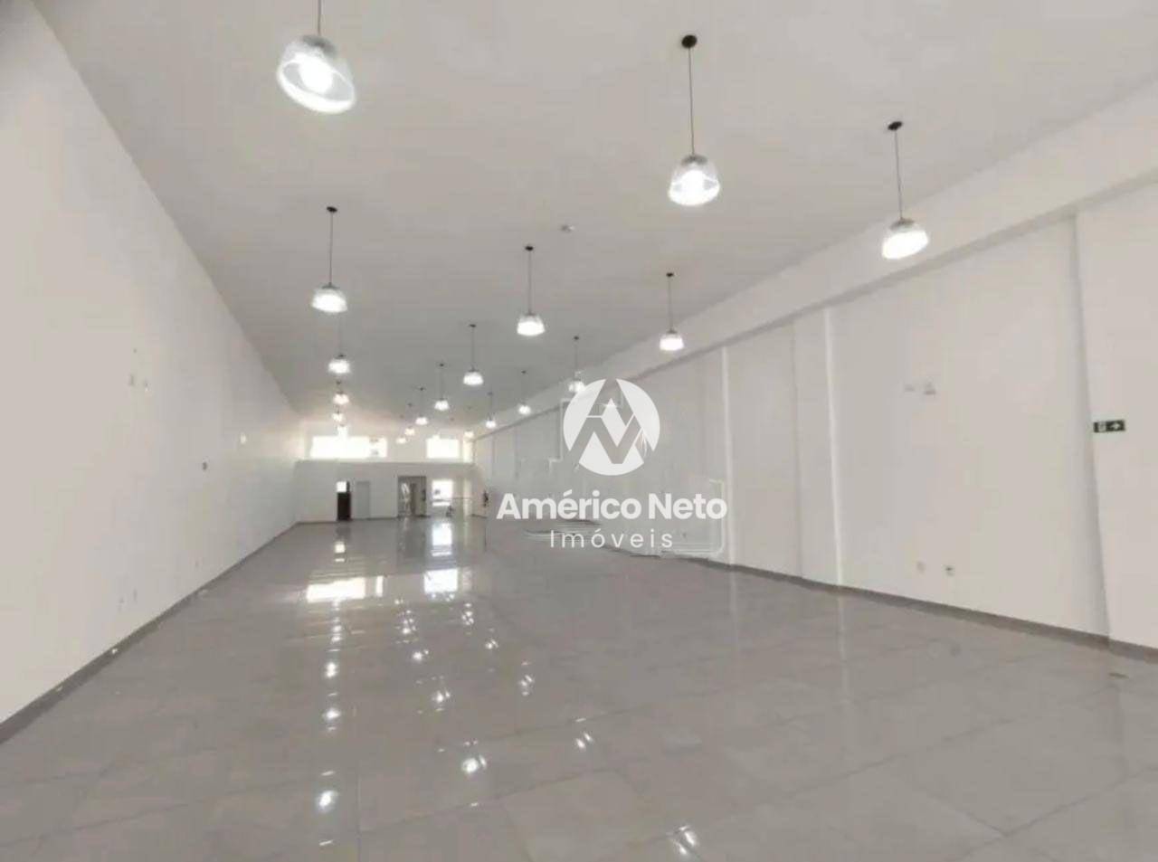 Depósito-Galpão-Armazém para alugar, 1040m² - Foto 2