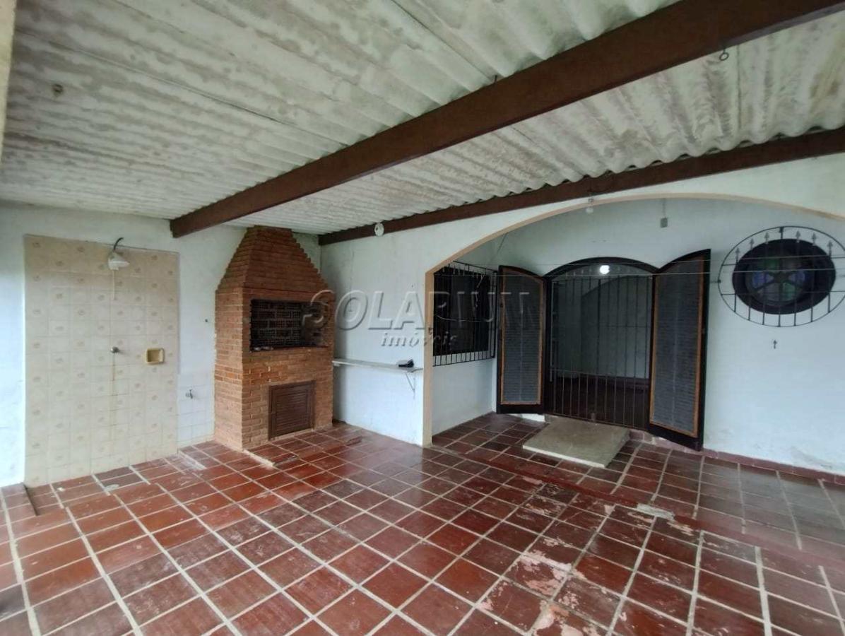 Casa à venda com 2 quartos, 330m² - Foto 3